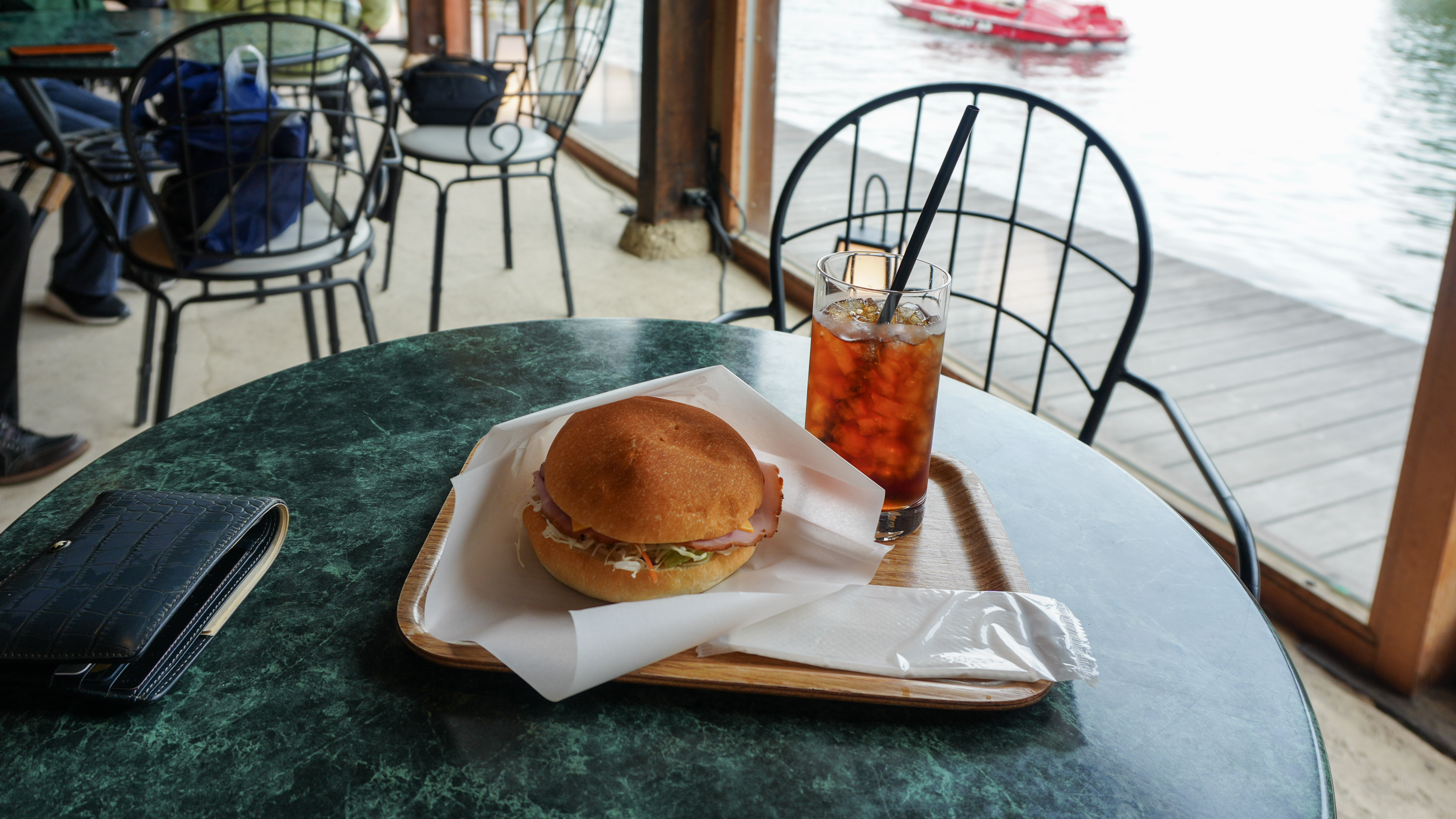 Lunch at a café